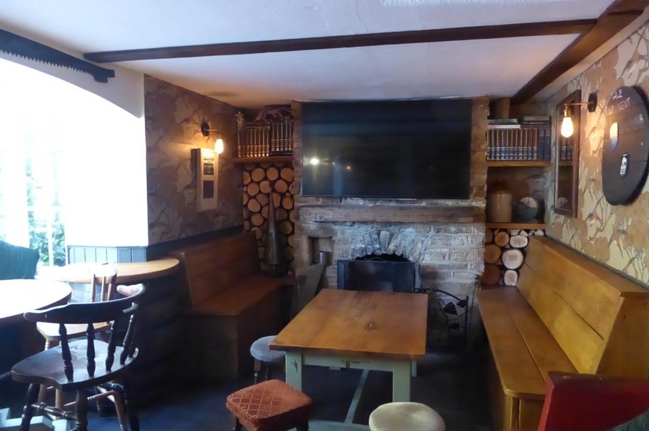 The Crown Inn,